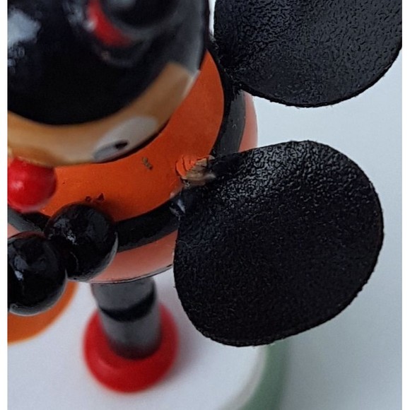 2 Bees Dancing Thumb Puppet Wood Collapsible Push Button Boogie Bugs VTG 4.5" - Picture 12 of 12